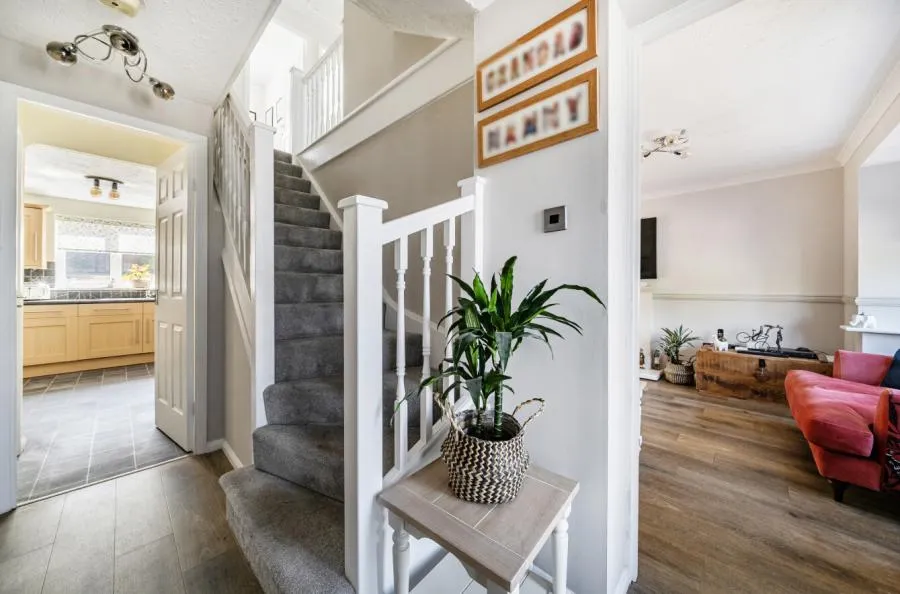 Juliet Gardens, Warfield, RG42, photo 11