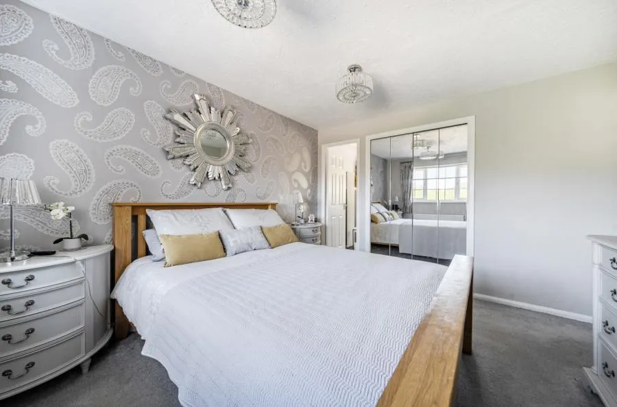Juliet Gardens, Warfield, RG42, photo 15