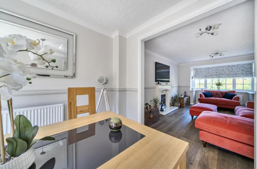 Juliet Gardens, Warfield, RG42, photo 12