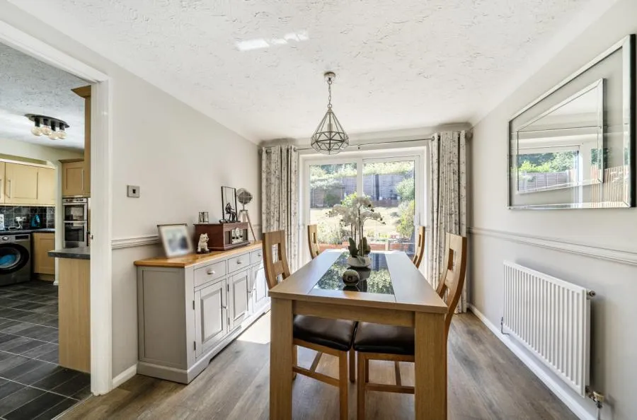 Juliet Gardens, Warfield, RG42, photo 14
