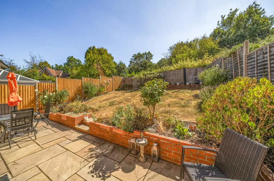 Juliet Gardens, Warfield, RG42, photo 21