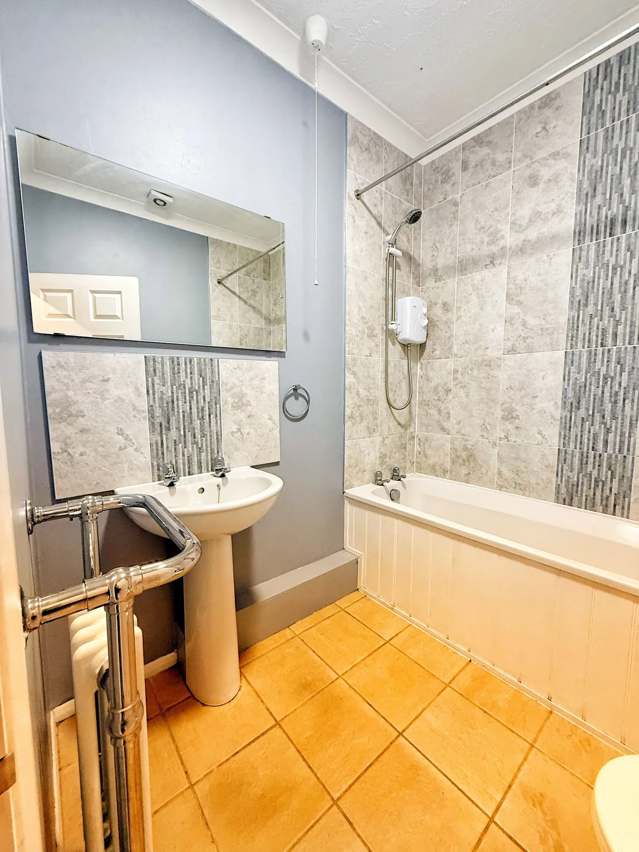 Church Road, Sittingbourne, ME10, photo 12