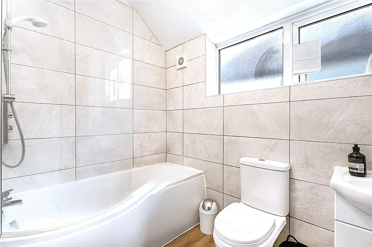 Craneford Way, Twickenham, TW2, photo 13