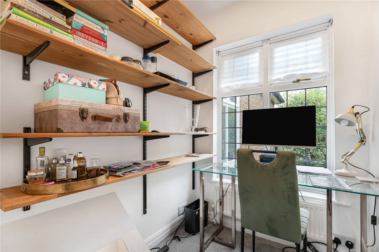 Craneford Way, Twickenham, TW2, photo 12