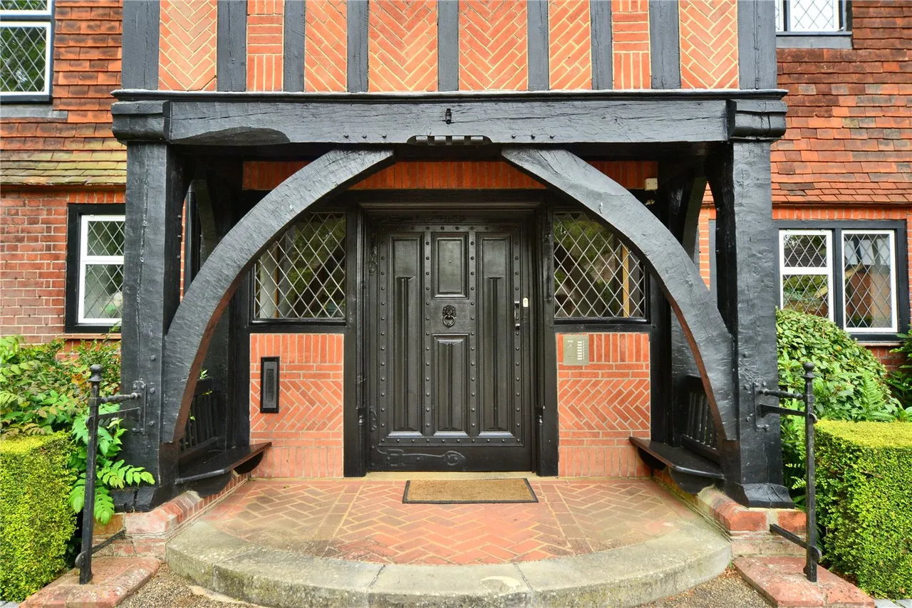 Holly Hill Park, Holly Hill Drive, Banstead, Surrey, SM7, photo 2