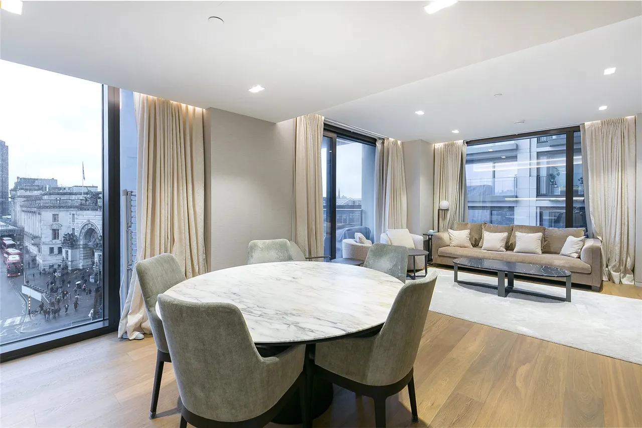 One Casson Square, Southbank Place, SE1, photo 2