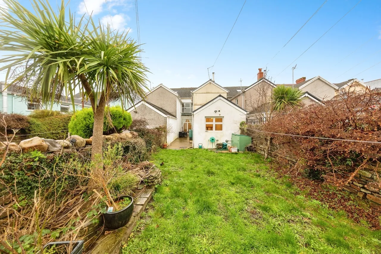 New Road, Llanelli, SA15, photo 29