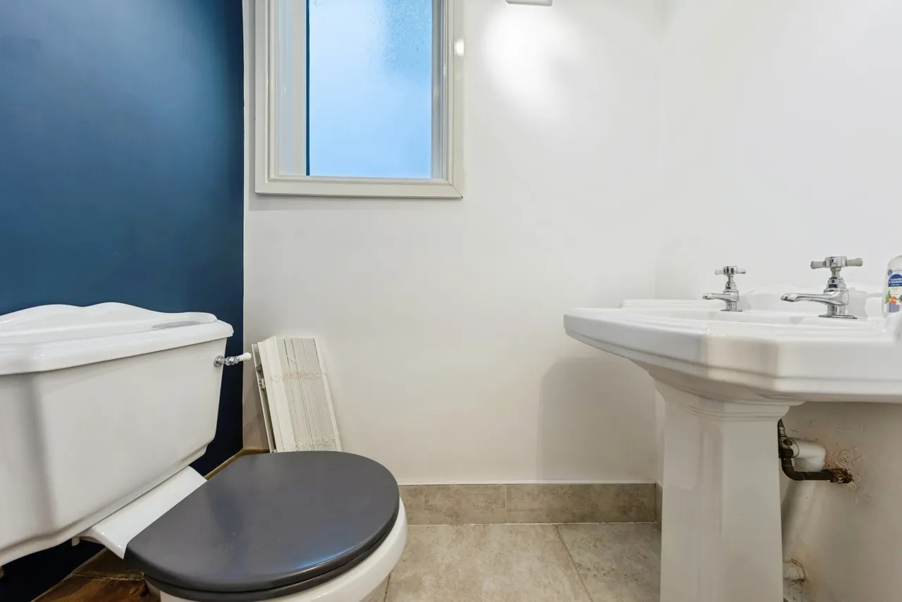 New Road, Llanelli, SA15, photo 9