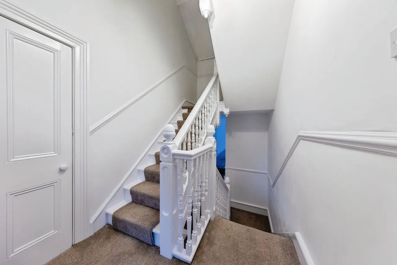New Road, Llanelli, SA15, photo 15