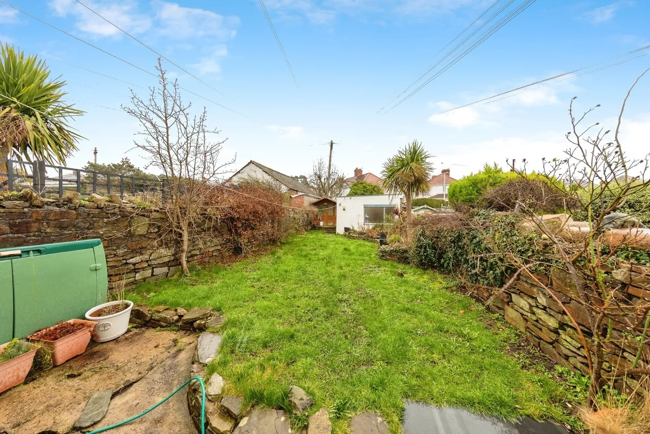 New Road, Llanelli, SA15, photo 28