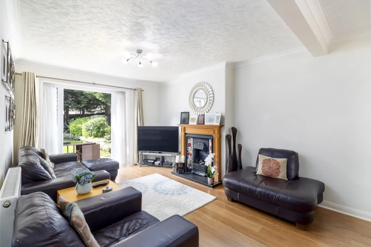 Binyon Crescent Stanmore HA7, photo 4