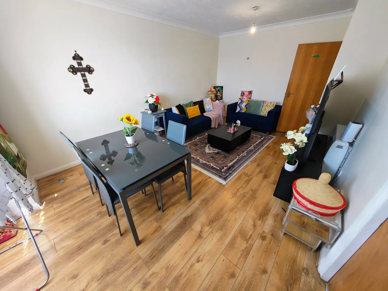 Frensham Close, Southall, UB1, photo 3
