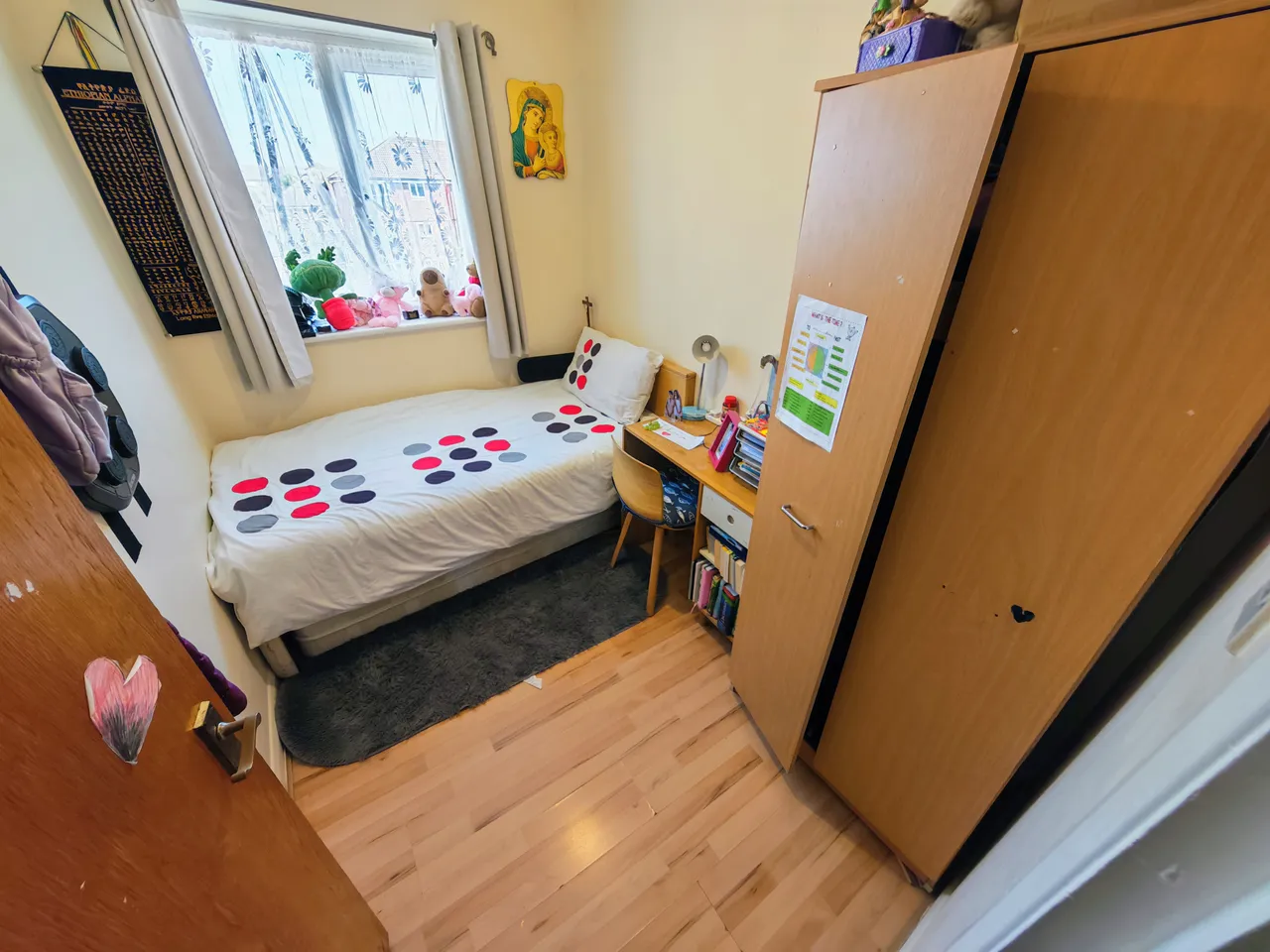 Frensham Close, Southall, UB1, photo 6