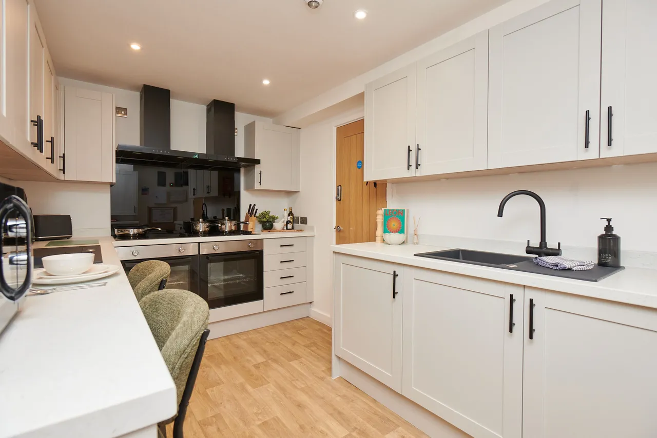 Room 5, Chandos Street NG4 2LS, photo 6