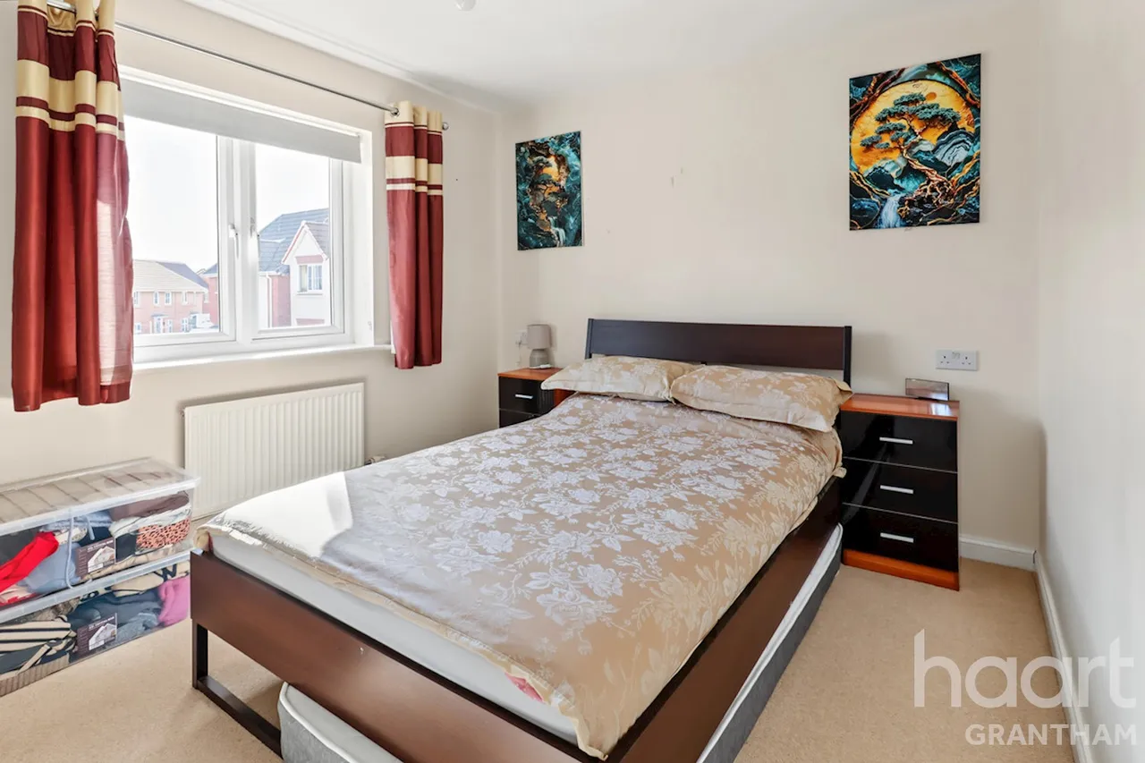 Lamplight Square, Grantham, NG31, photo 7