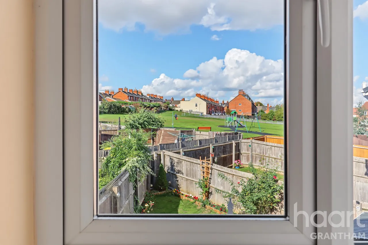 Lamplight Square, Grantham, NG31, photo 6