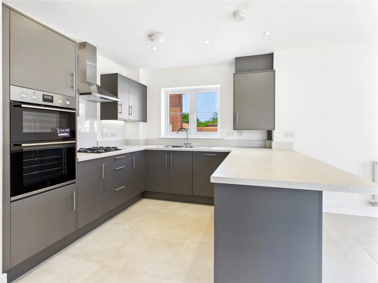 Pine Grove, Trimley St. Mary, IP11, photo 2