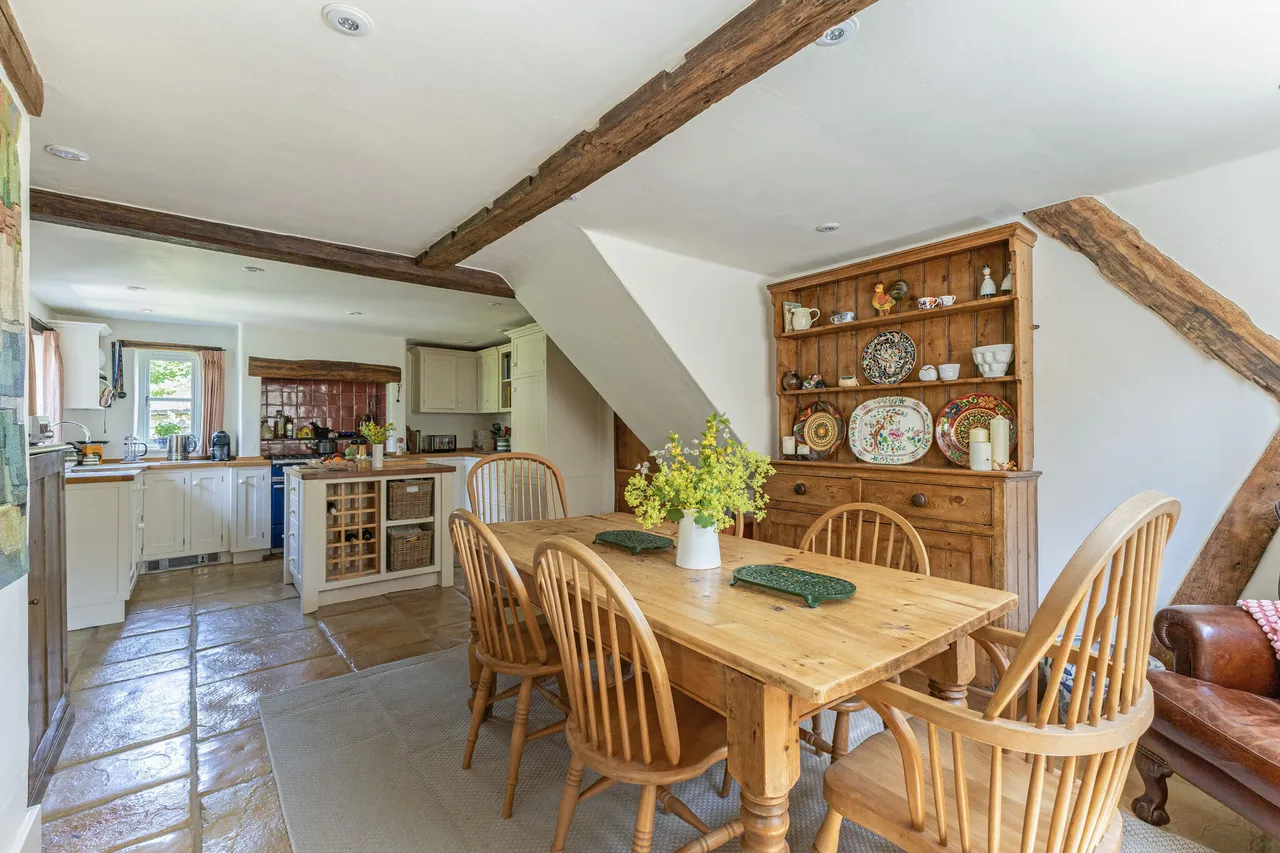 Wilton, Marlborough, SN8, photo 9