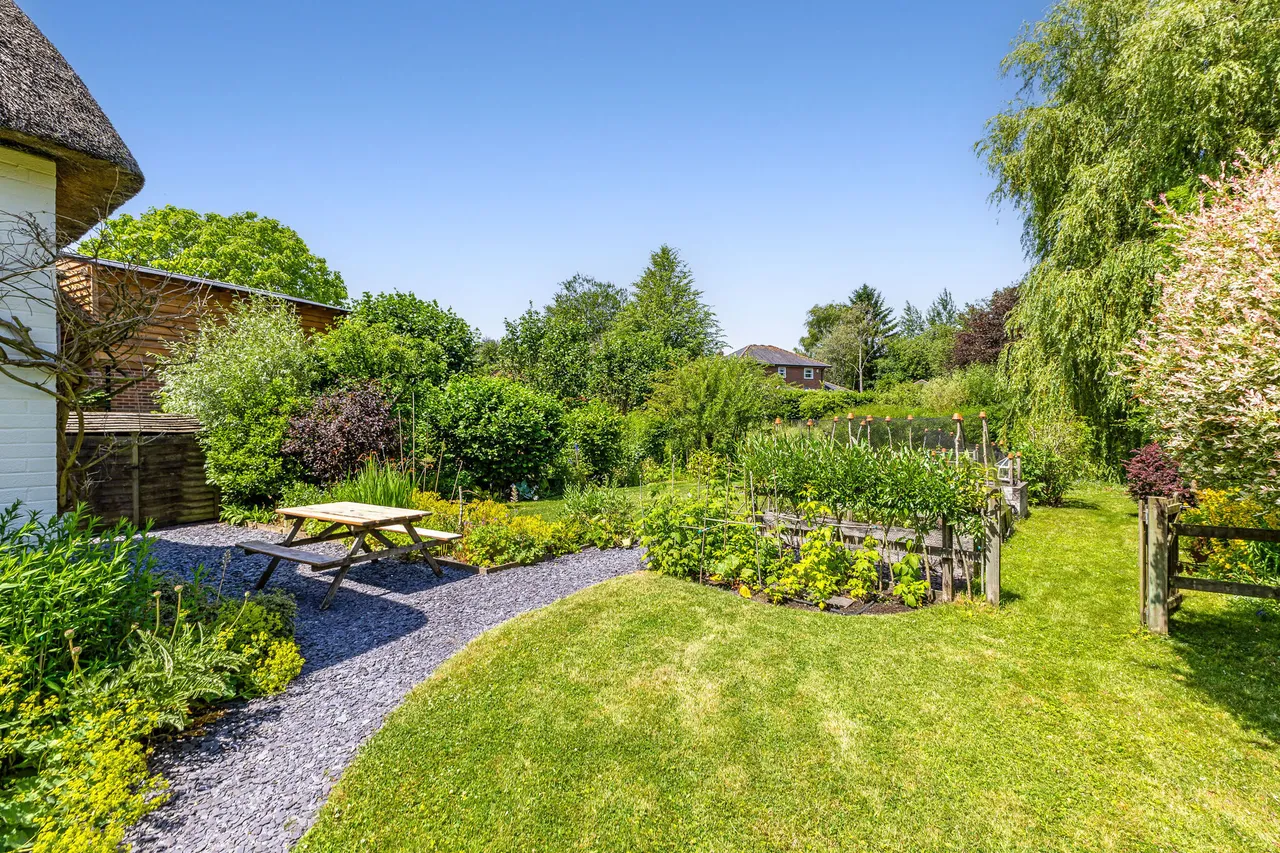 Wilton, Marlborough, SN8, photo 3