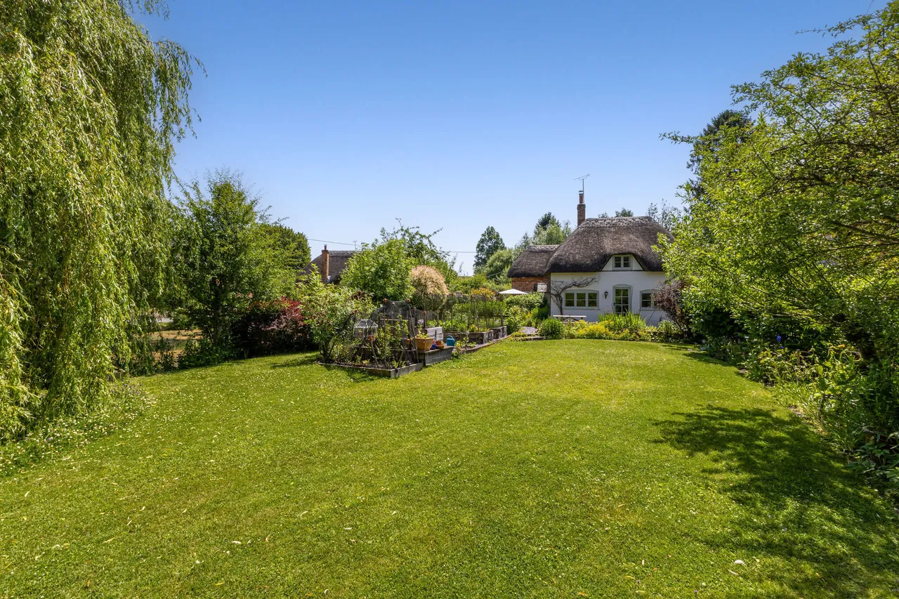 Wilton, Marlborough, SN8, photo 6