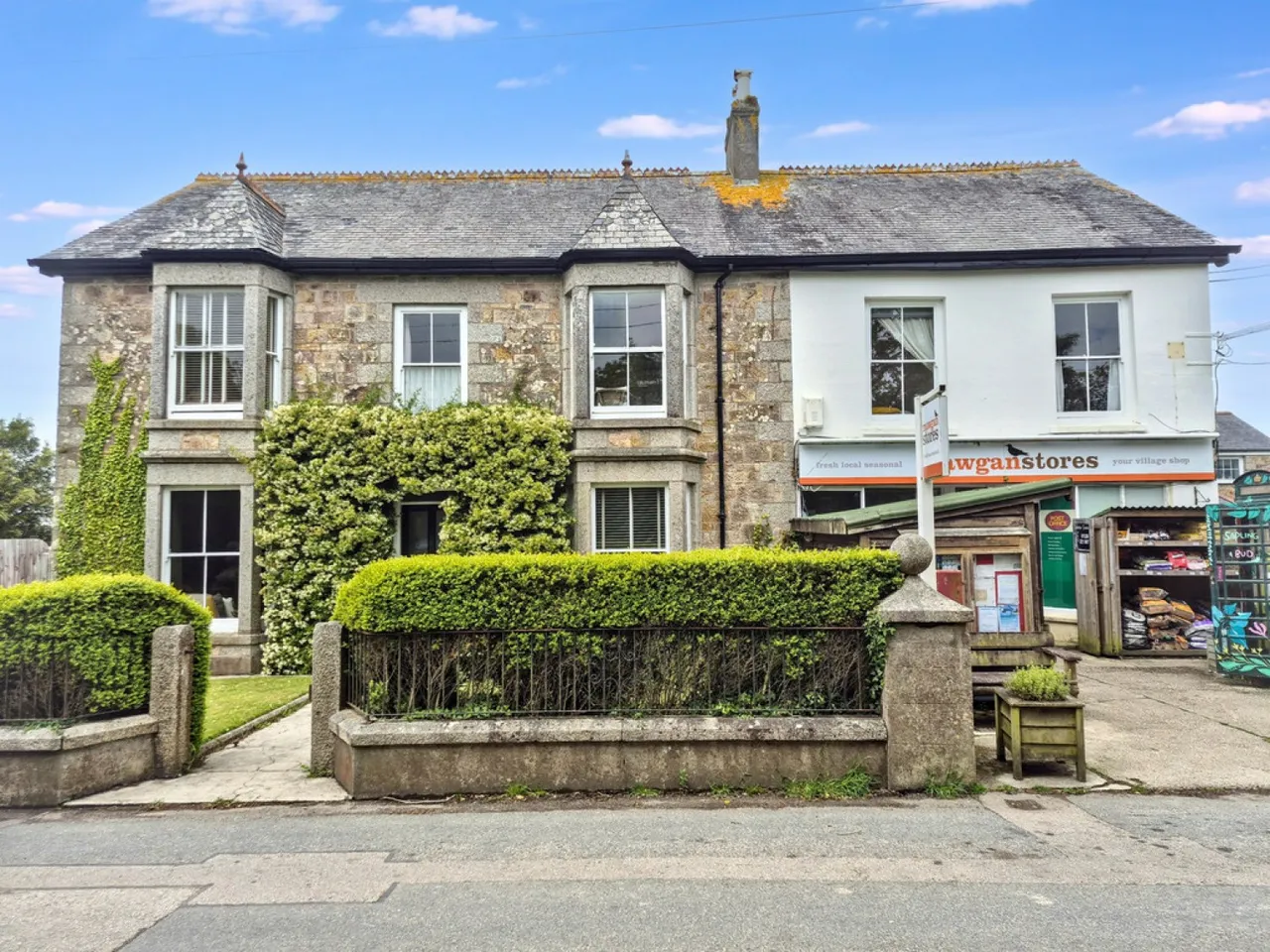 5 bed house for sale, Mawgan, TR12