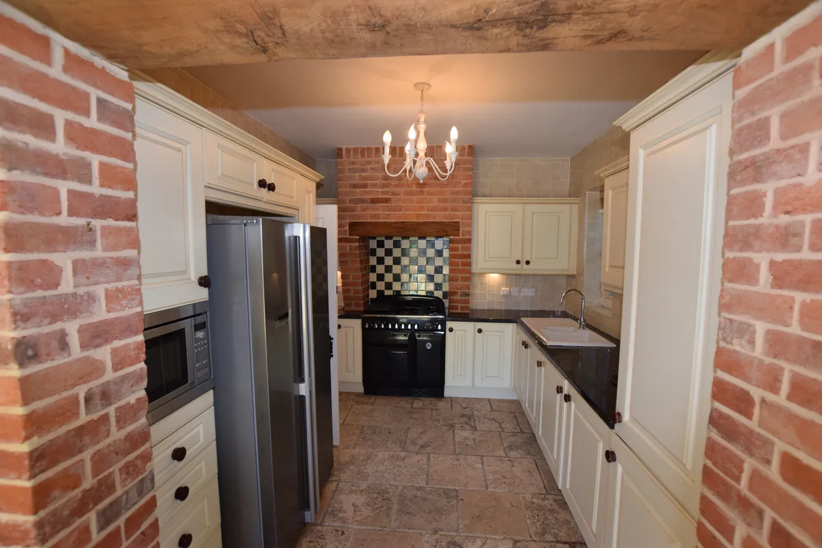 Victoria Road, Colchester, CO3 3NU, photo 12