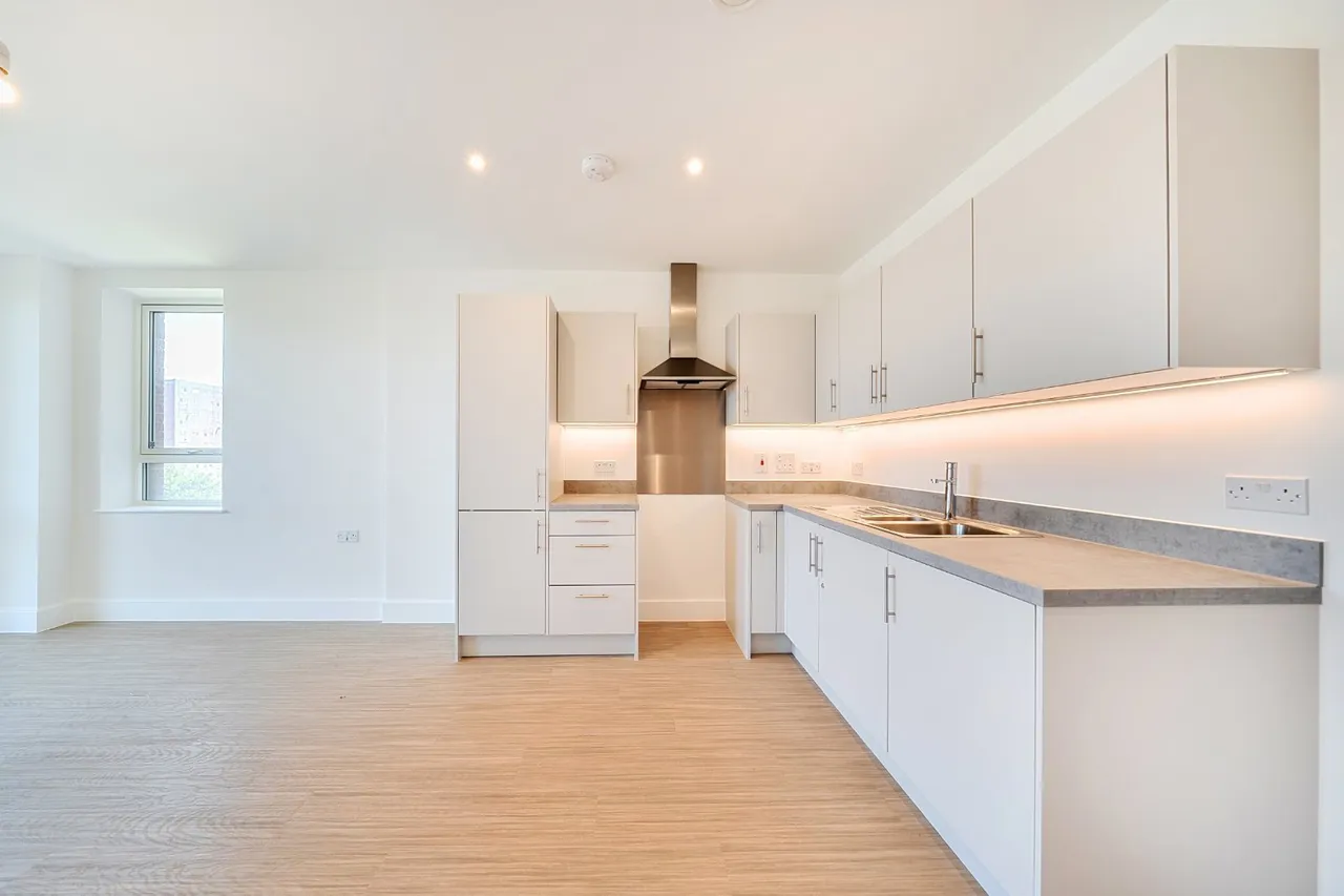 2 bed flat to rent, Pipits Place, Barking, IG11