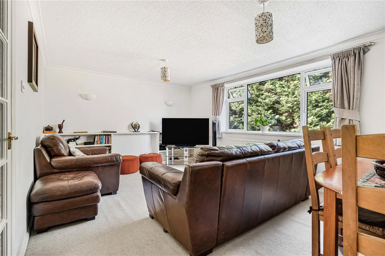 Trotsworth Court, Virginia Water, GU25, photo 6