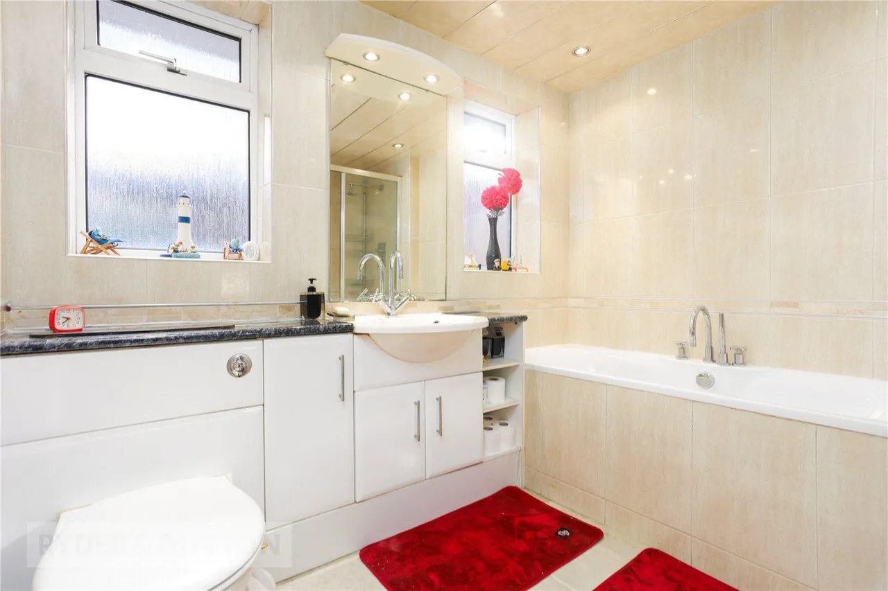 Brecon Crescent, Ashton-under-Lyne, OL6, photo 18