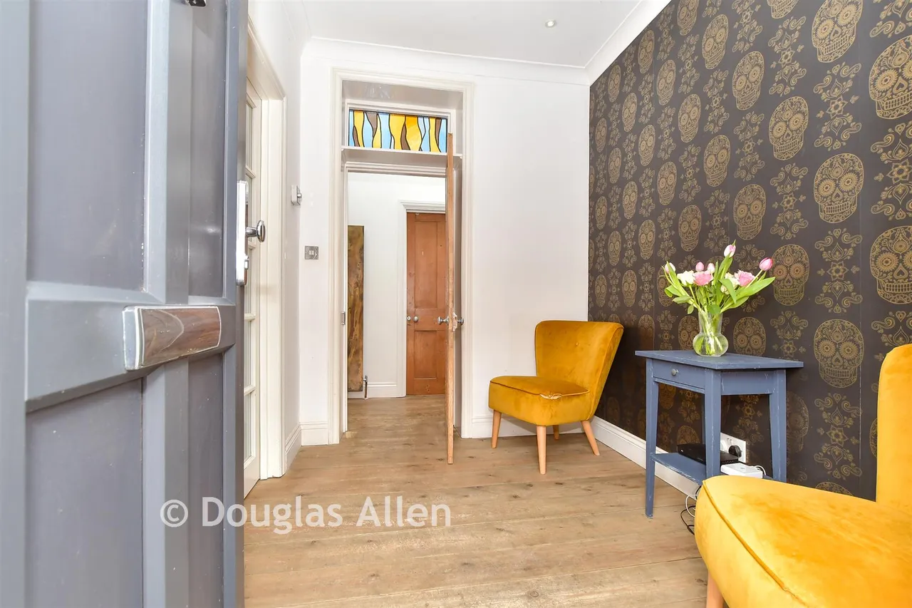 Buttercross Lane, Epping, CM16, photo 8