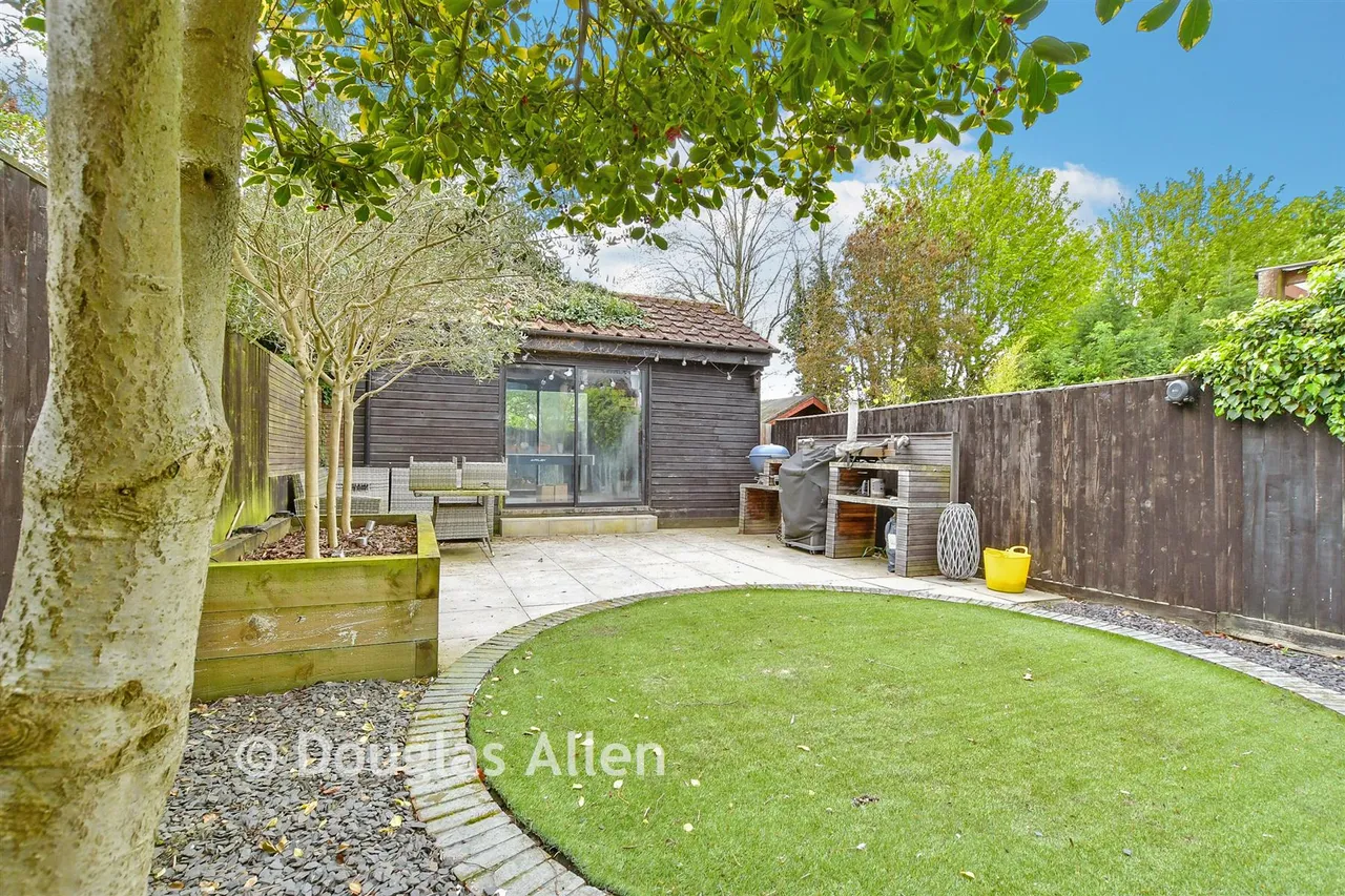 Buttercross Lane, Epping, CM16, photo 14