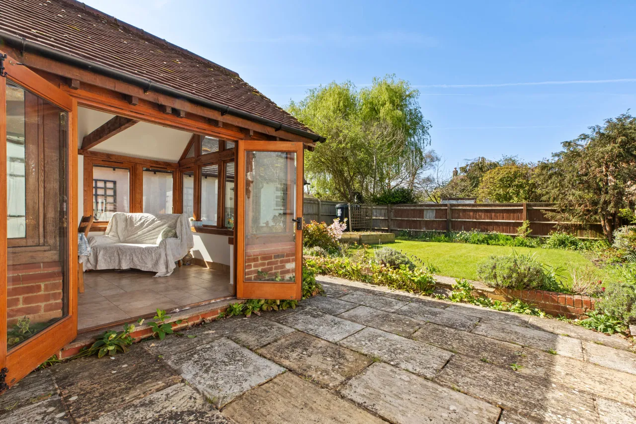 The Avenue, Worminghall, HP18, photo 20