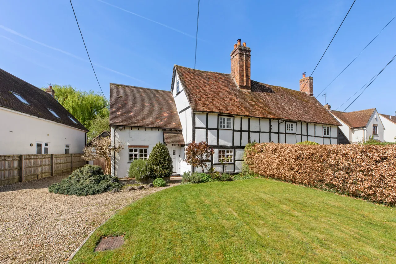 The Avenue, Worminghall, HP18, photo 4