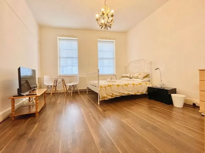 1 bed flat to rent — Warren Street, London W1T 5LP