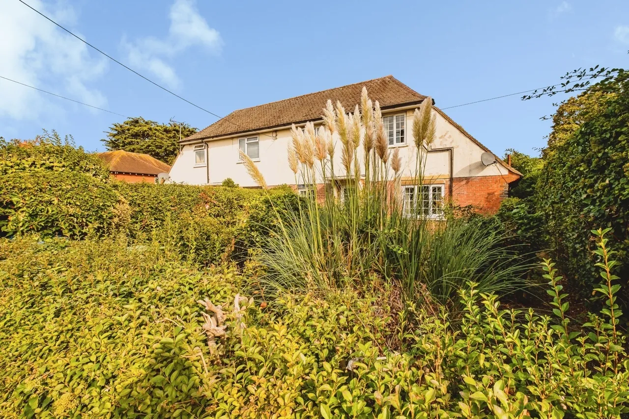 Sele Gardens, Upper Beeding, BN44, photo 6
