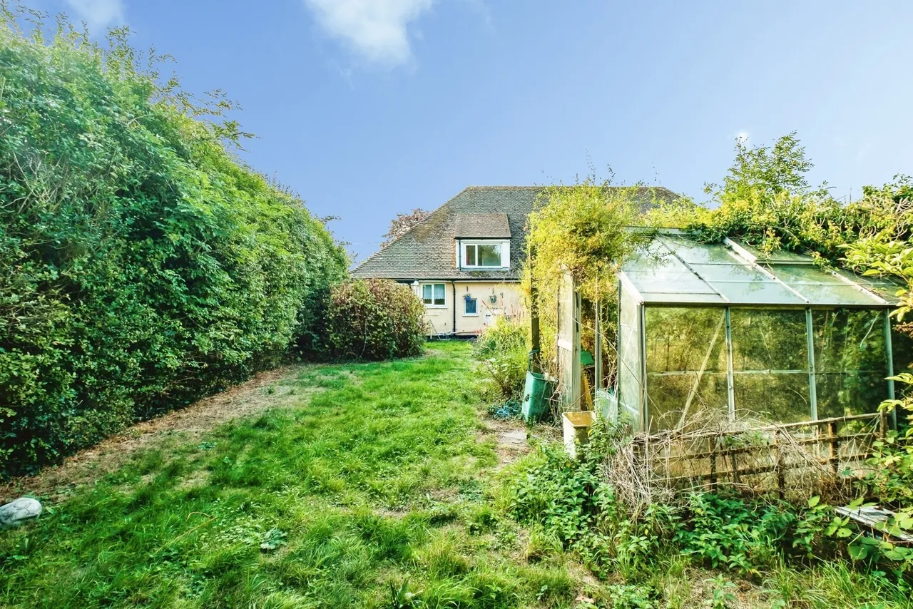 Sele Gardens, Upper Beeding, BN44, photo 12