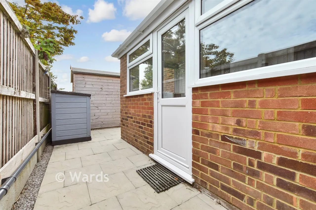 Palm Tree Close, Eythorne, CT15, photo 15