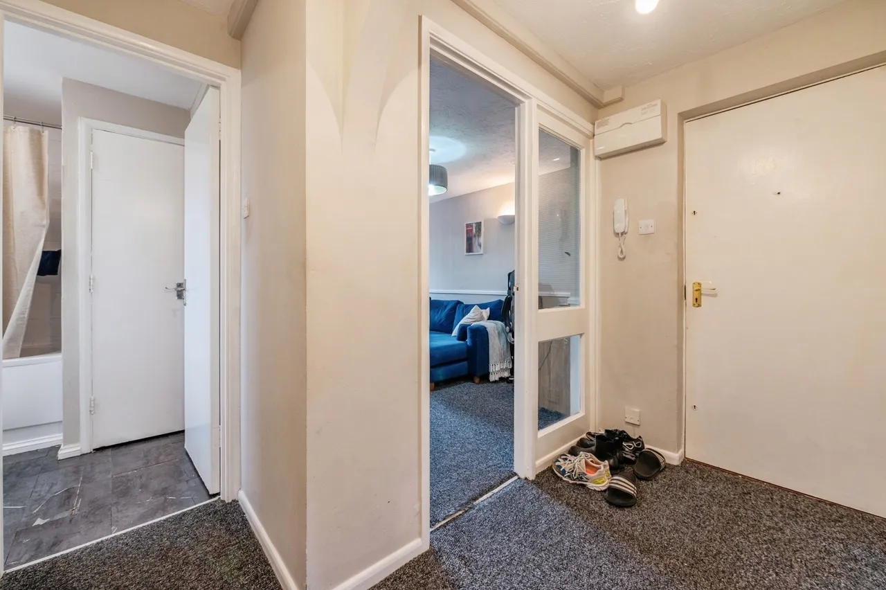 Wharf Road, Grays, RM17, photo 6