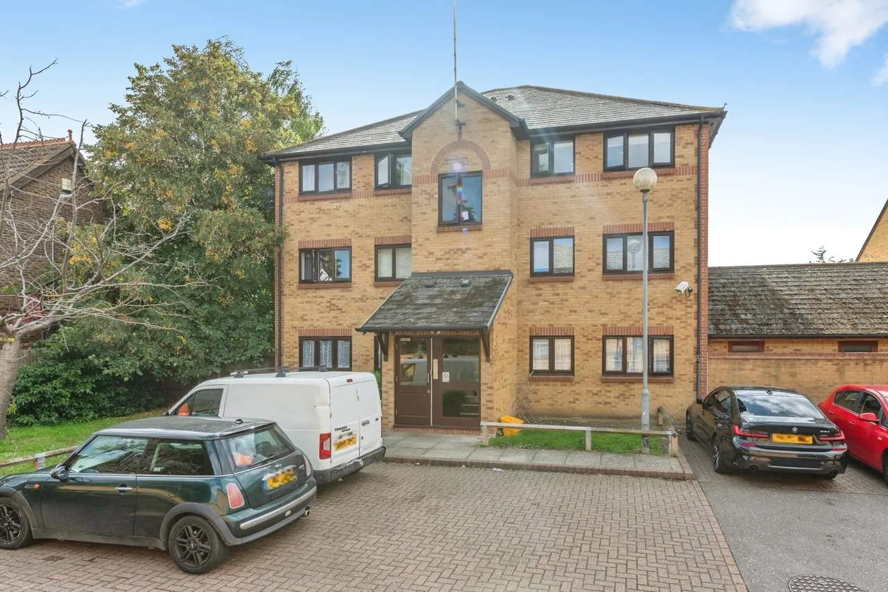 Wharf Road, Grays, RM17, photo 16