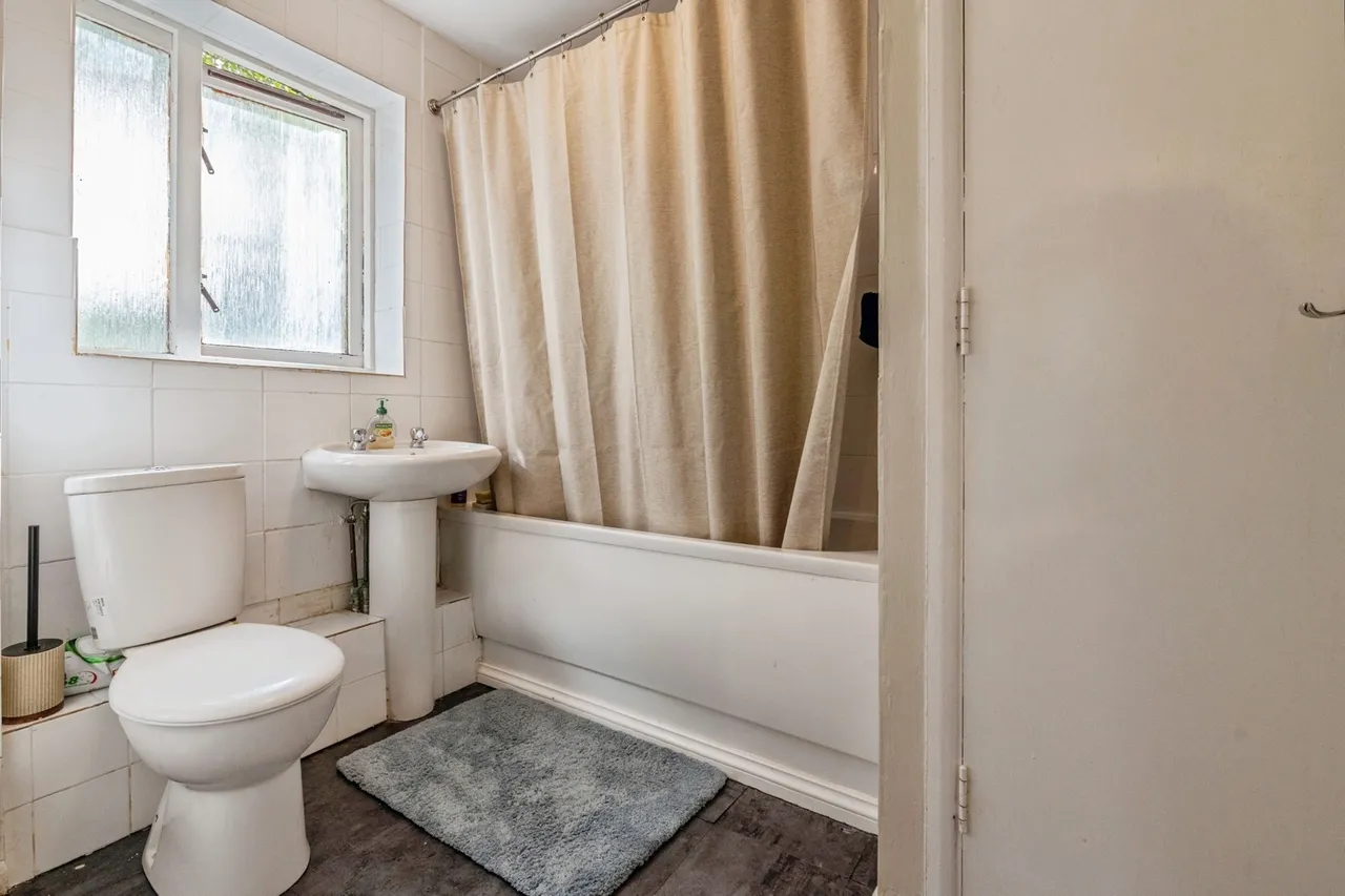 Wharf Road, Grays, RM17, photo 5