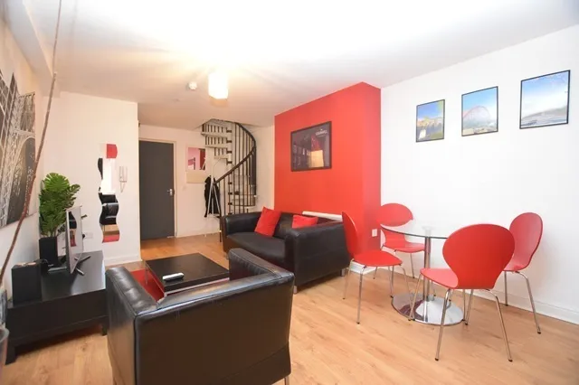 Bishops Lodge, 4 Rockingham Lane, Sheffield, S1 4FZ, photo 4