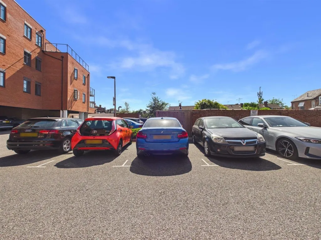 Exchange Street, Aylesbury, photo 11