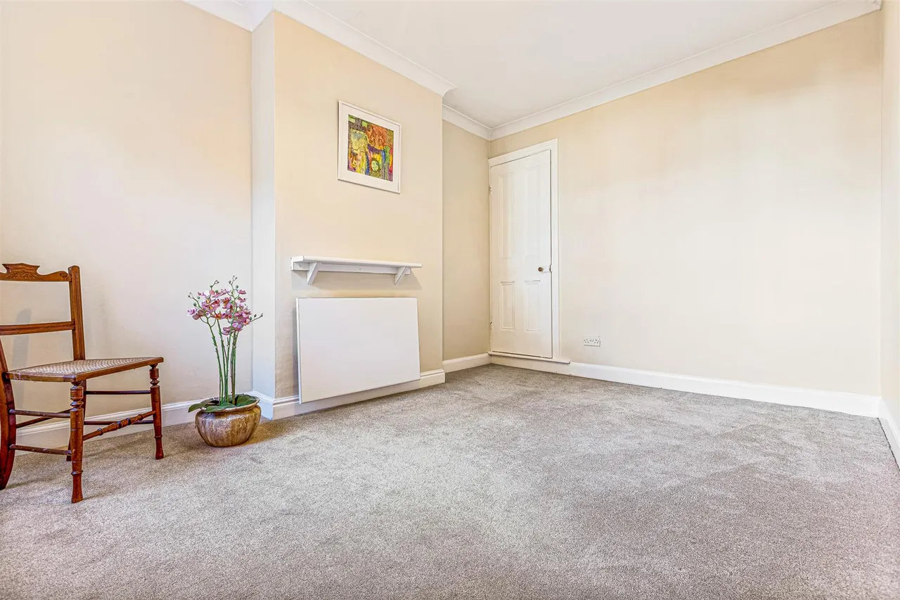 Knighton Church Road, South Knighton, LE2, photo 15