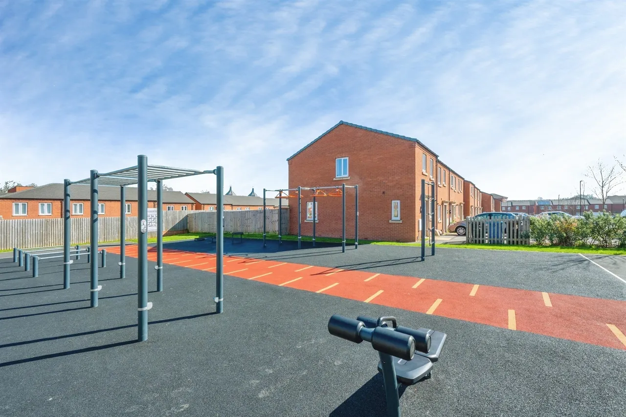 Erasmus Drive, Derby, DE1, photo 17