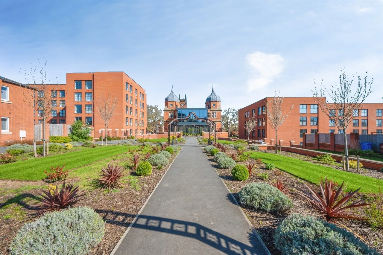 Erasmus Drive, Derby, DE1, photo 18