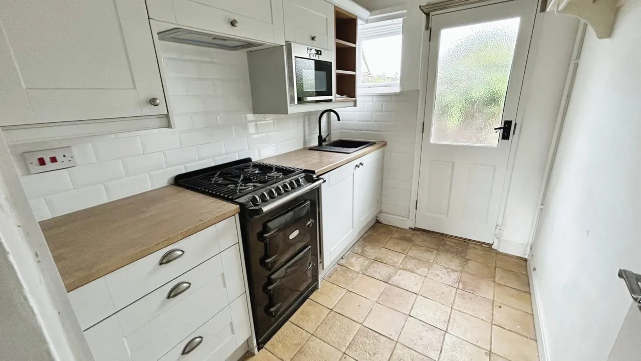 Maldon Road, Great Baddow, CM2, photo 6