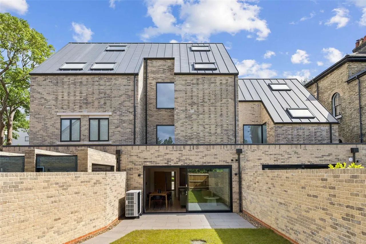 1A Fitzwilliam Road, Cambridge, Cambridgeshire, CB2 8BN, photo 2