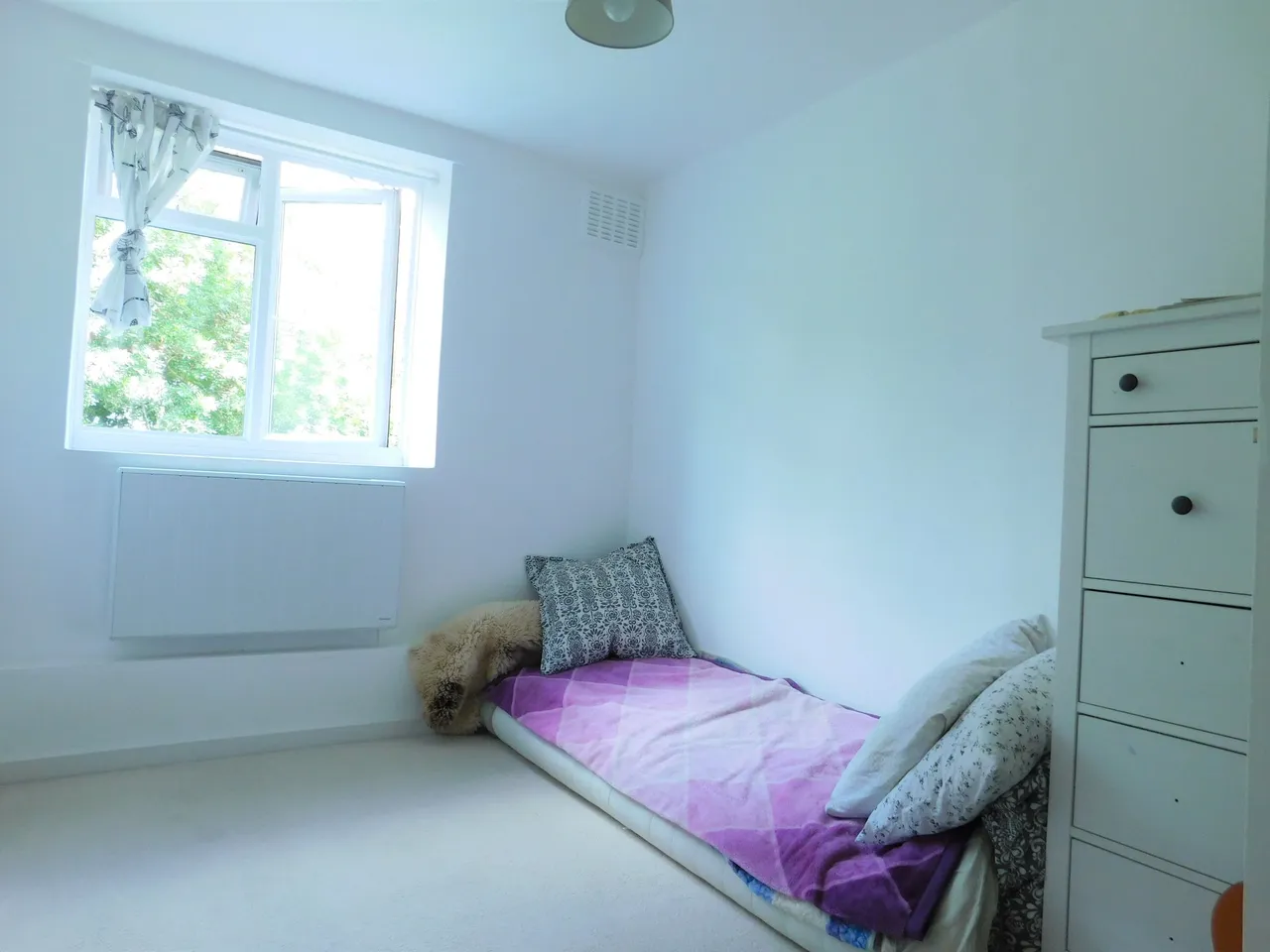 East Acton Lane, London, W3 7LB, photo 5