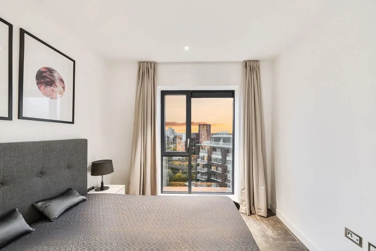 Botanic Square, London, E14, photo 15
