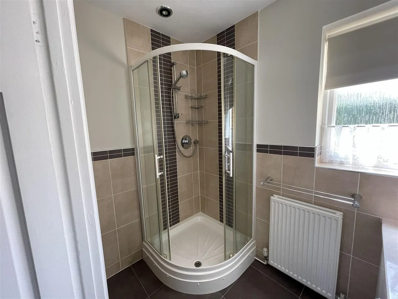 Richmond Way, Fetcham, KT22, photo 10